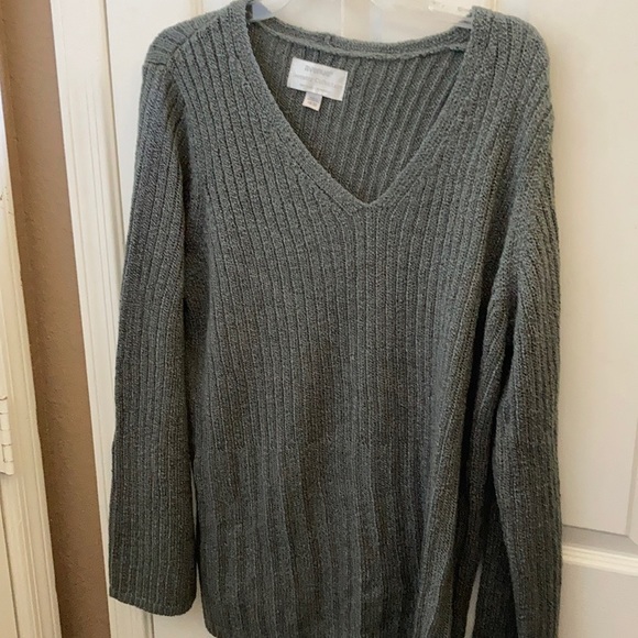 Avenue Sweaters - Avenue v neck sweater 18/20